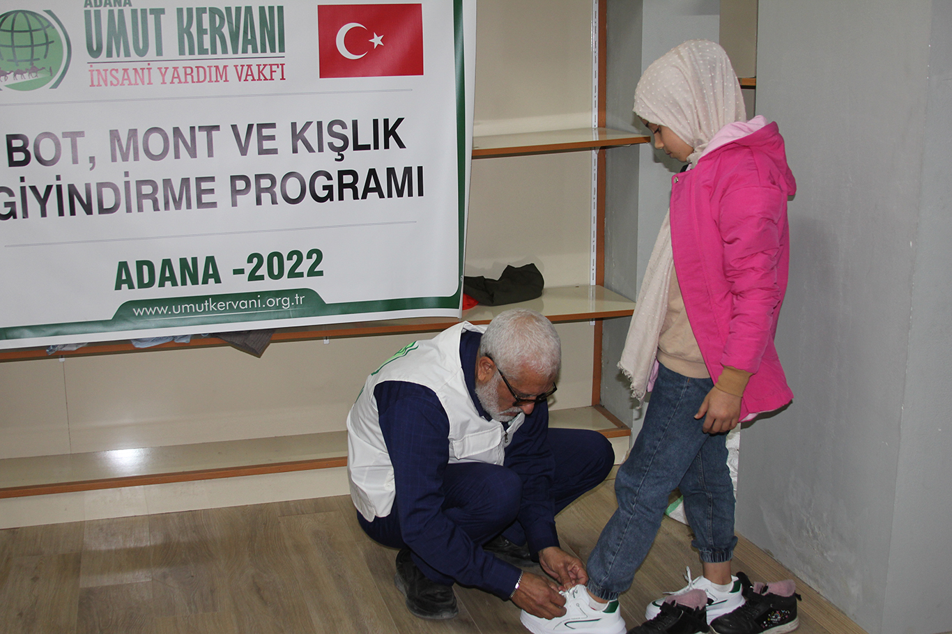 Umut Kervanı yaklaşan bayram dolayısıyla kırmızı et yardımında bulundu galeri görseli 3