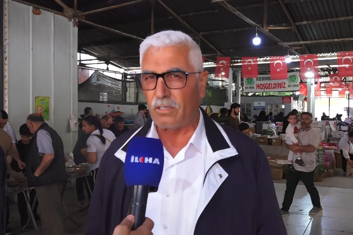 Mersin Umut Kervanı'nın yetimler yararına düzenlediği kermese yoğun ilgi galeri görseli 4