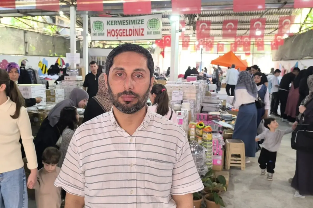 Mersin Umut Kervanı'nın yetimler yararına düzenlediği kermese yoğun ilgi galeri görseli 7