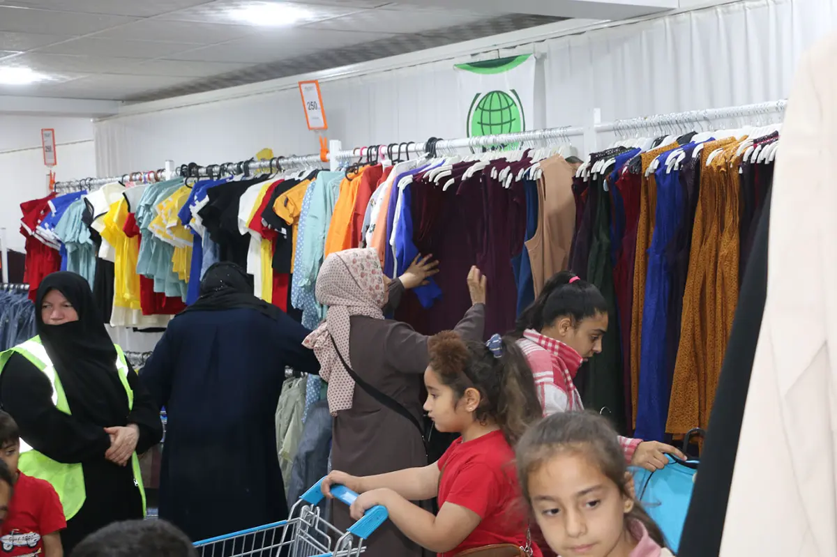 Şanlıurfa’da yetim ve muhtaç ailelere bayramlık desteği galeri görseli 7