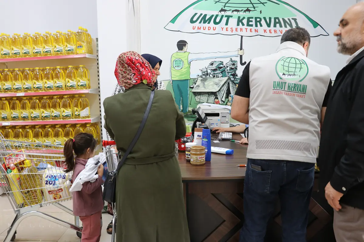 Gaziantep Umut Kervanı'ndan bayram öncesi ihtiyaç sahiplerine destek galeri görseli 6