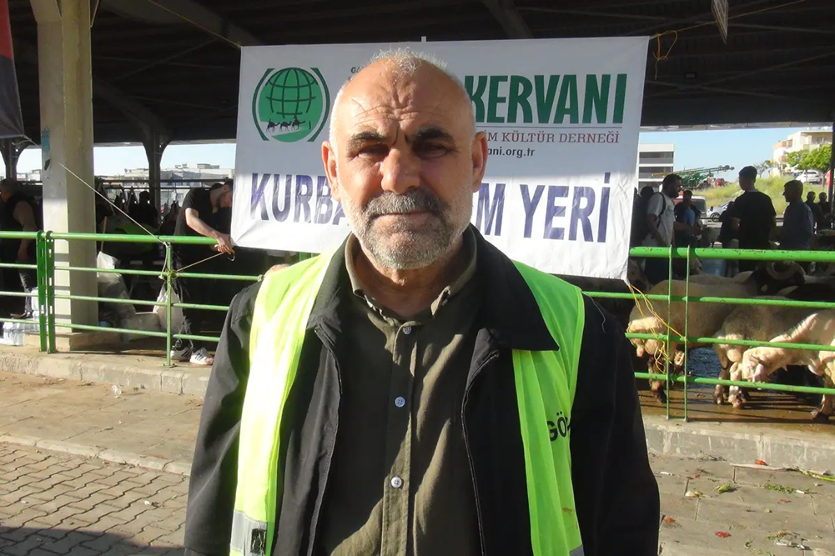 Gaziantep'te Umut Kervanı'nın kurban kesim ve dağıtım çalışmaları sürüyor galeri görseli 10