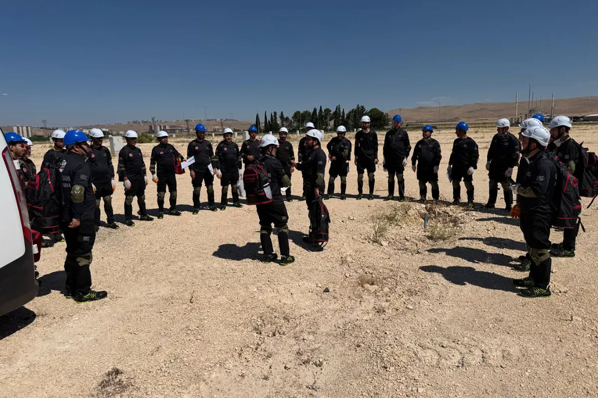Şanlıurfa Umut Kervanı Arama Kurtarma Ekibi akreditasyon almaya hak kazandı galeri görseli 8