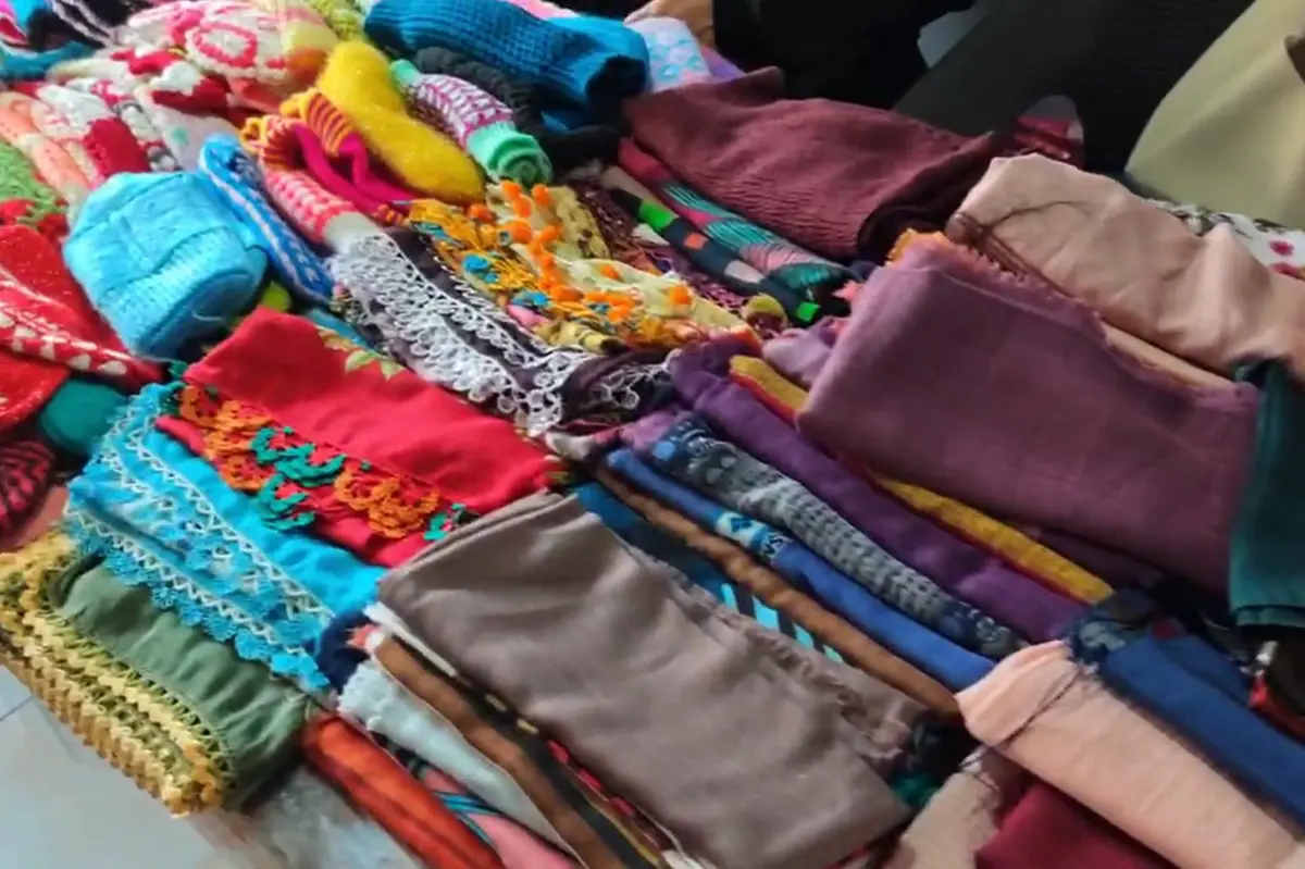 Muş Umut Kervanı'ndan ihtiyaç sahibi aileler yararına kermes galeri görseli 2