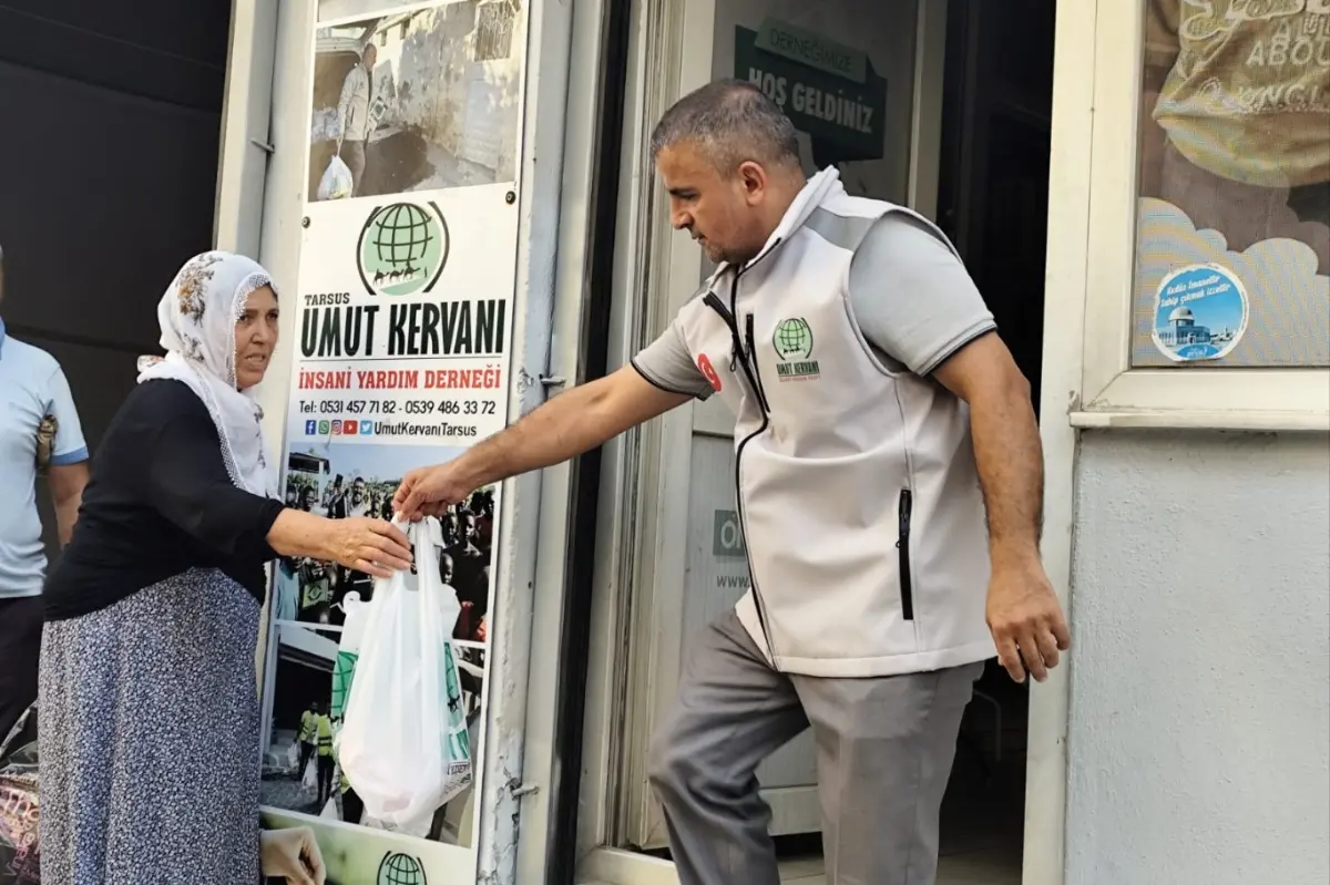 Tarsus Umut Kervanı'ndan yetim ve muhtaç ailelere yardım galeri görseli 5