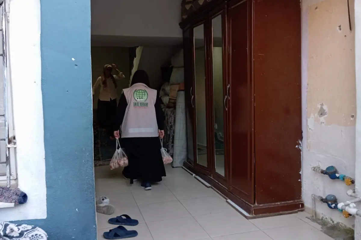 Tarsus Umut Kervanı'ndan ihtiyaç sahibi ailelere beyaz et desteği galeri görseli 2