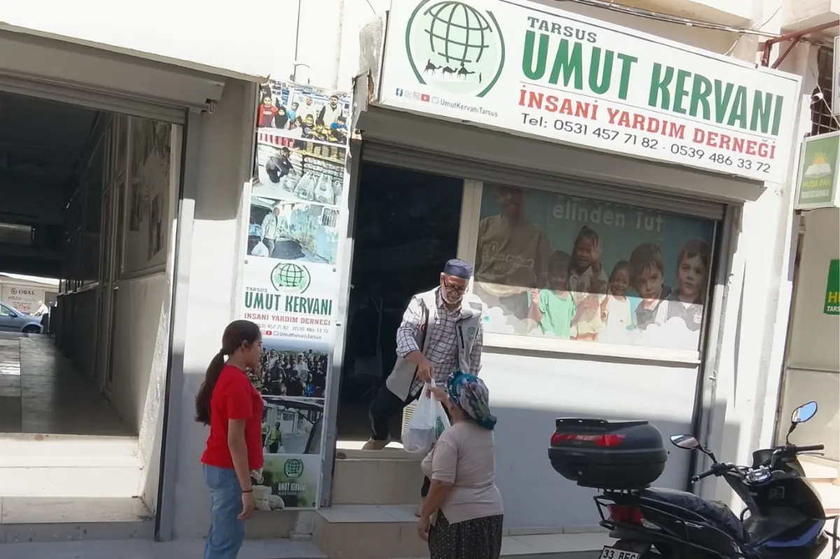Tarsus Umut Kervanından yetim ve ihtiyaç sahibi ailelere gıda desteği galeri görseli 3