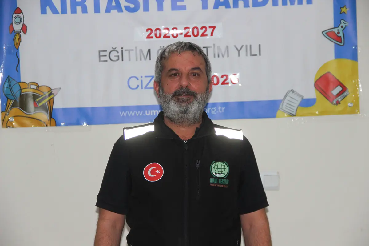 Cizre Umut Kervanı Derneğinden ihtiyaç sahibi öğrencilere kırtasiye yardımı galeri görseli 9