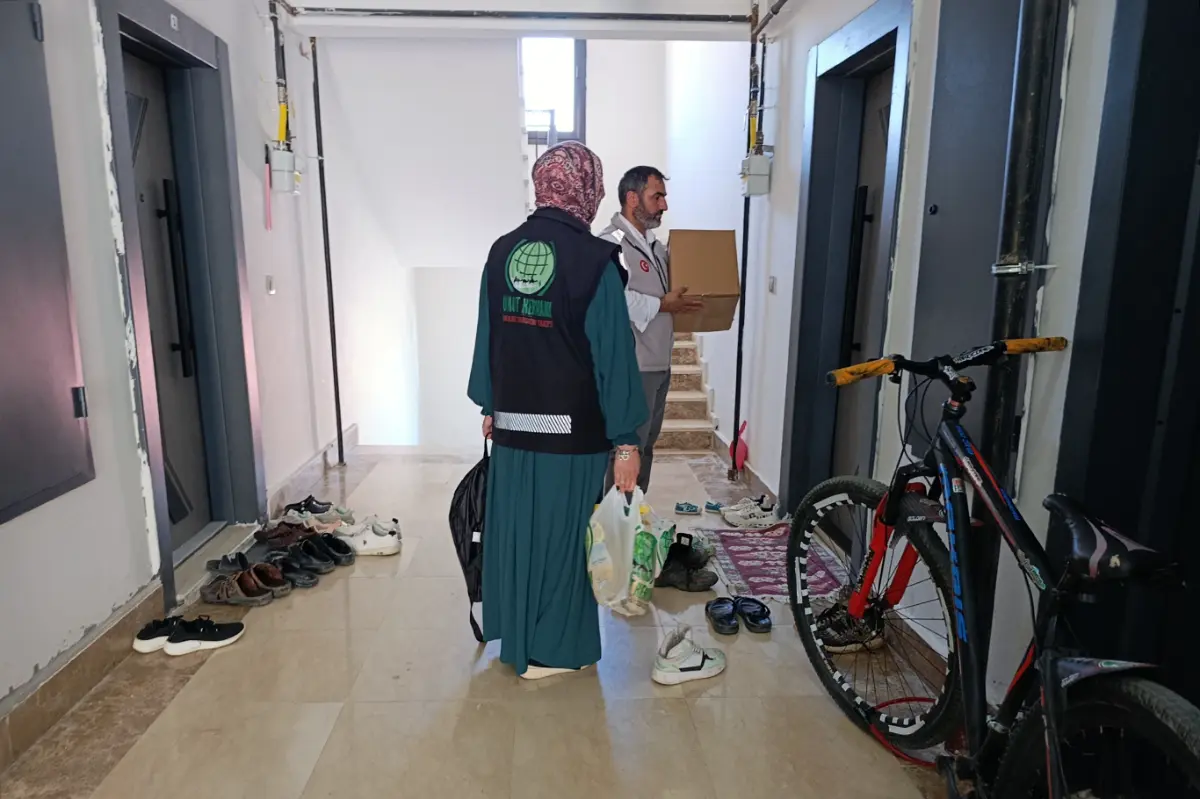 Umut Kervanı Malatya derneğinden ihtiyaç sahibi ailelere gıda ve kırmızı et desteği