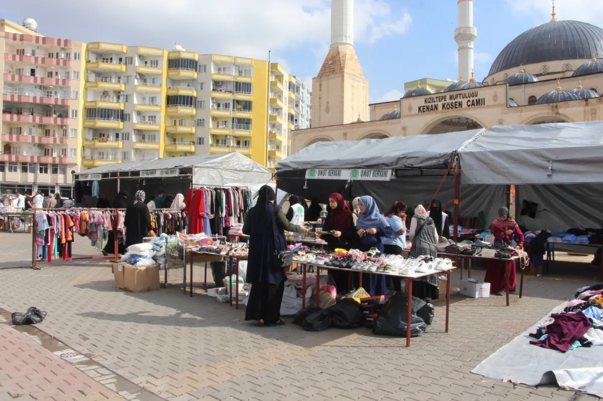 Umut Kervanı Kızıltepe’den ihtiyaç sahiplerine yönelik kermes galeri görseli 16