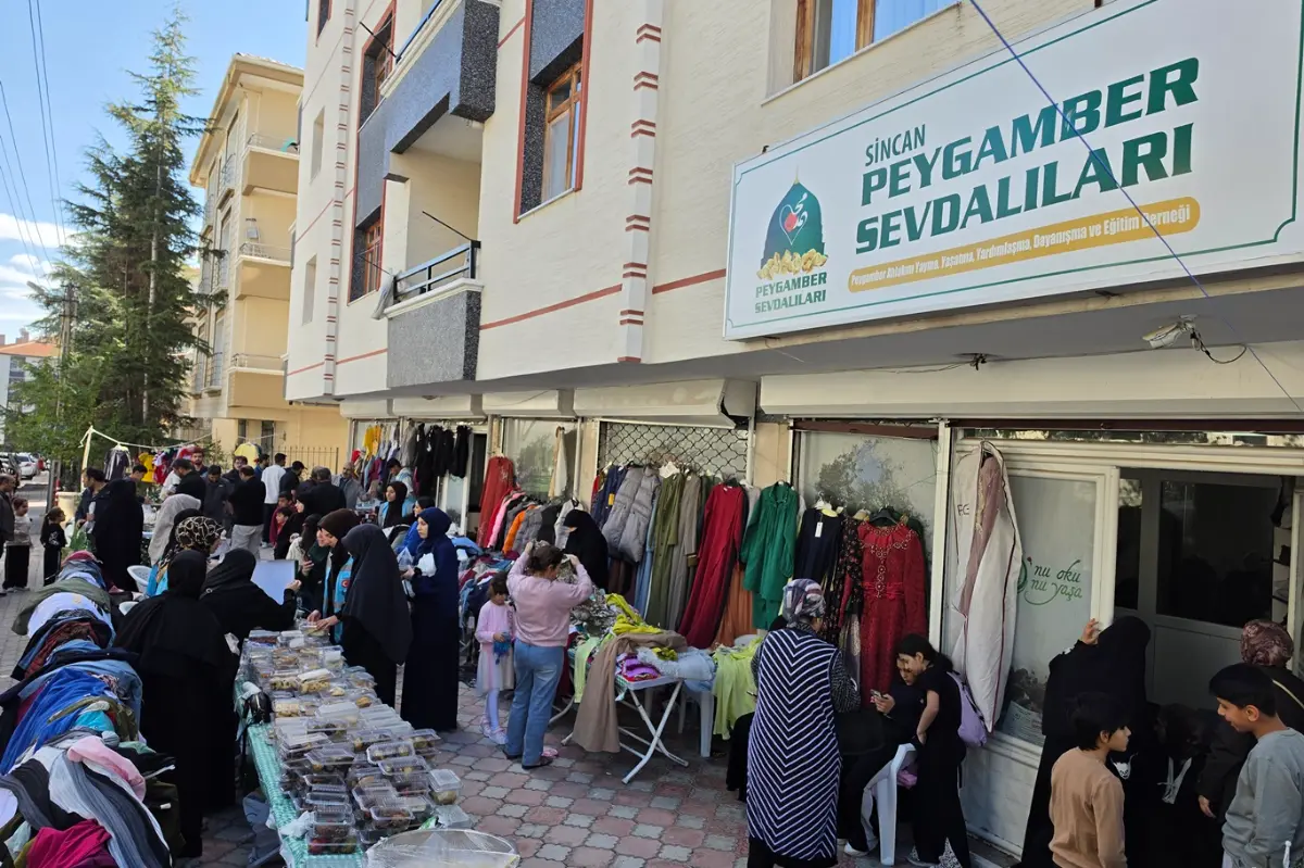 Ankara'da ihtiyaç sahipleri yararına kermes galeri görseli 1