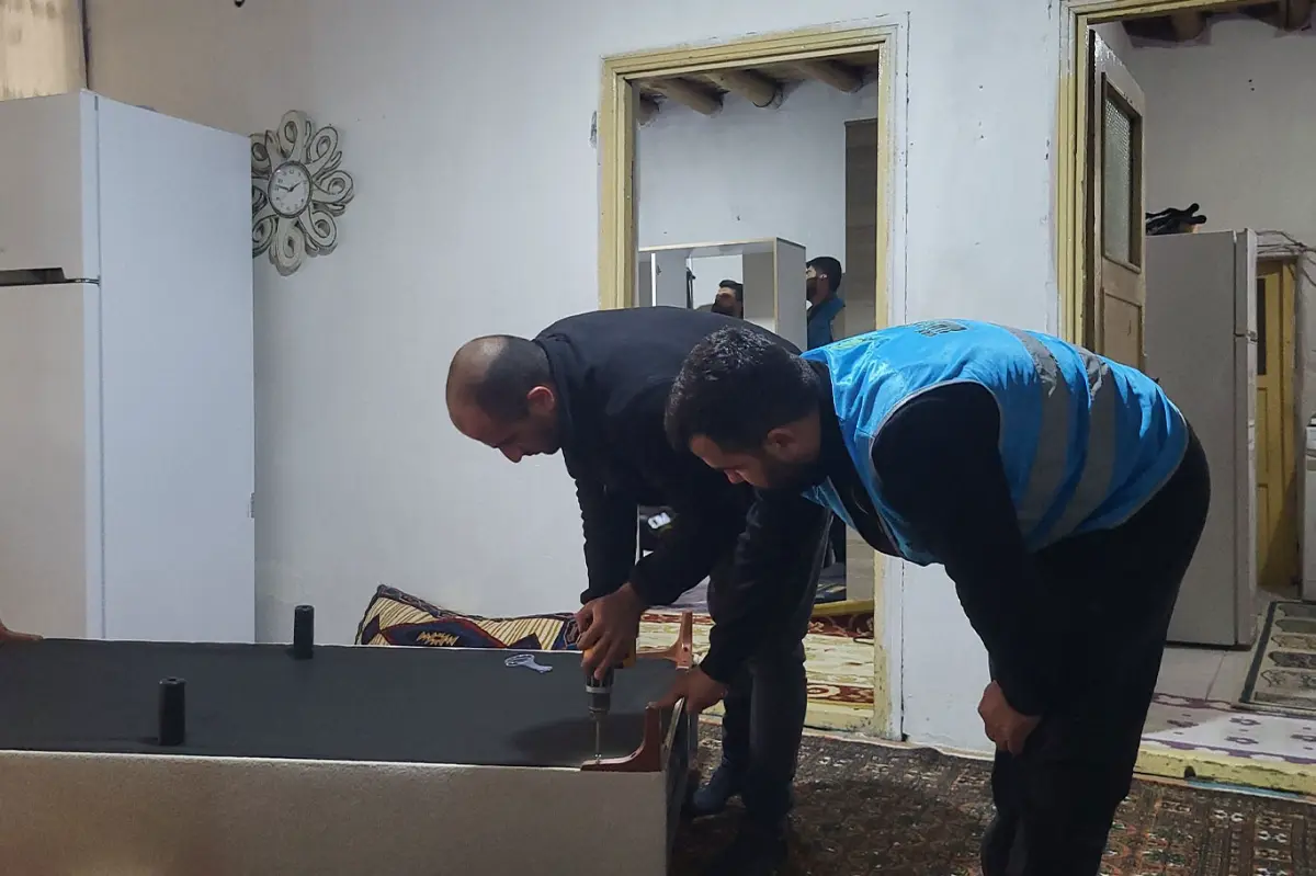 Umut Kervanının çağrısıyla mağdur aileye yardım eli uzatıldı galeri görseli 3