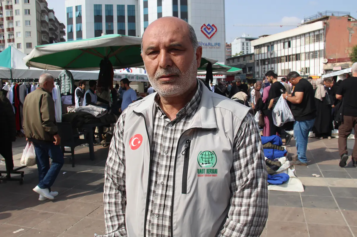 Diyarbakır Umut Kervanı'nın kermesi başladı: Gelirler ihtiyaç sahiplerine ulaştırılacak galeri görseli 10