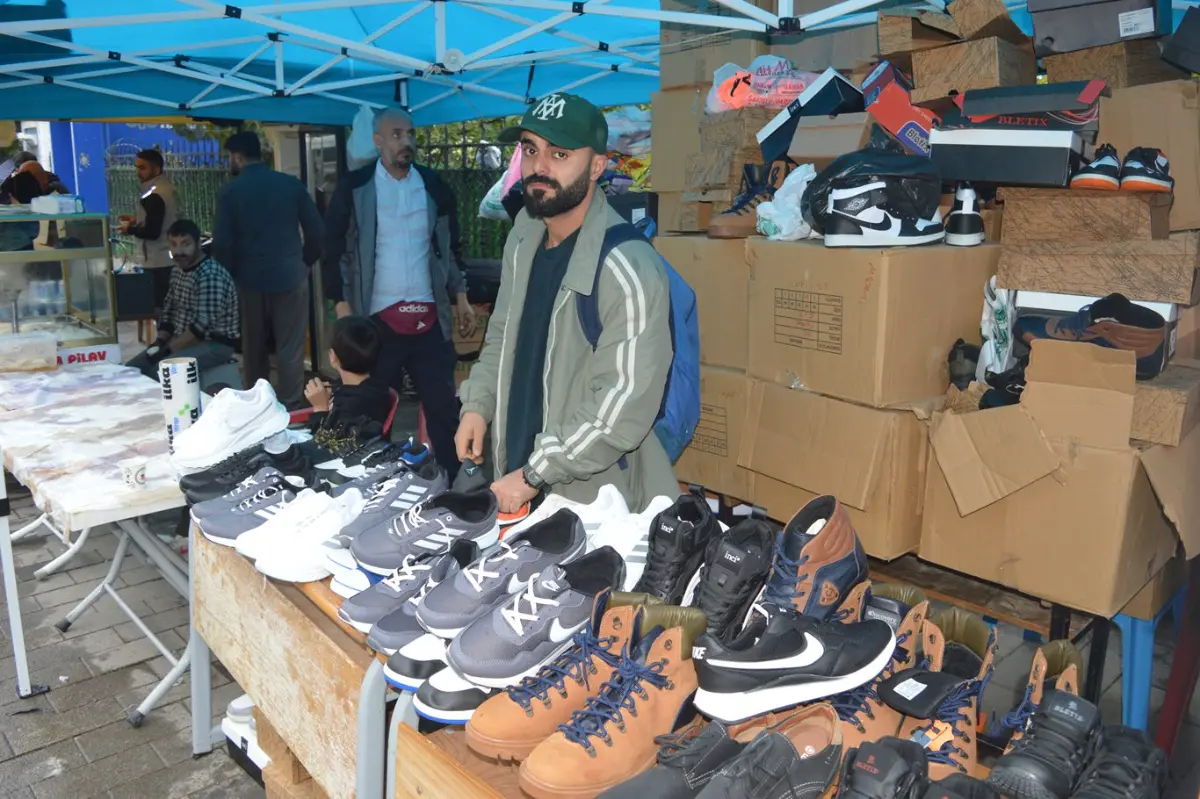 Siirt’te yetim ve ihtiyaç sahipleri için kermes galeri görseli 9